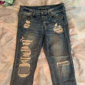 American Eagle tomgirl jeans